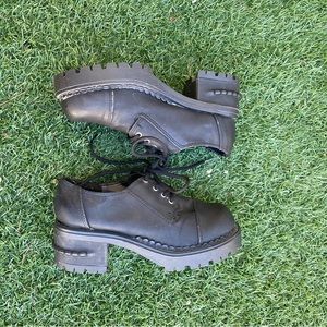 Vintage Wild Diva Shoe